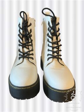 Sincerely Jules White Platform Lace-Up Boots